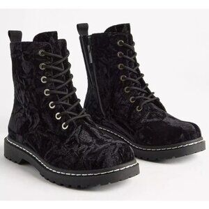 NWT Torrid Black Wide Width Crushed Velvet Combat Bootie Boots 9 9WW